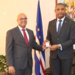 Presidente do CSMJ entrega ao Parlamento o relatório sobre Justiça 2024/25