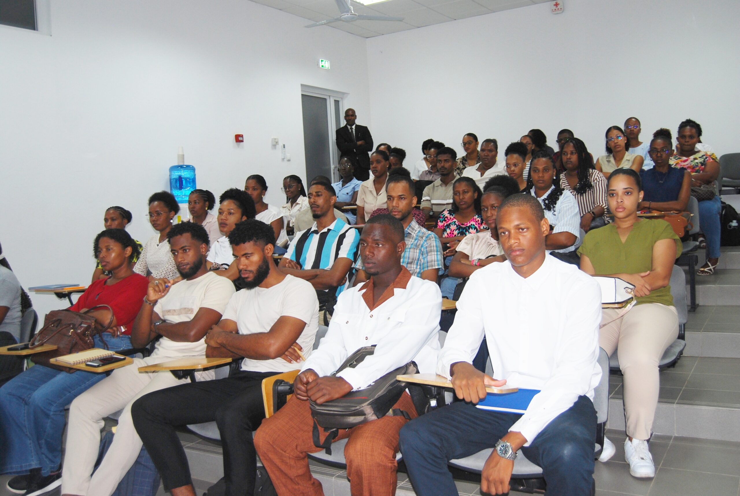 CSMJ e CEJJ iniciam formação inicial para 60 candidatos à carreira de Oficial de Diligência
