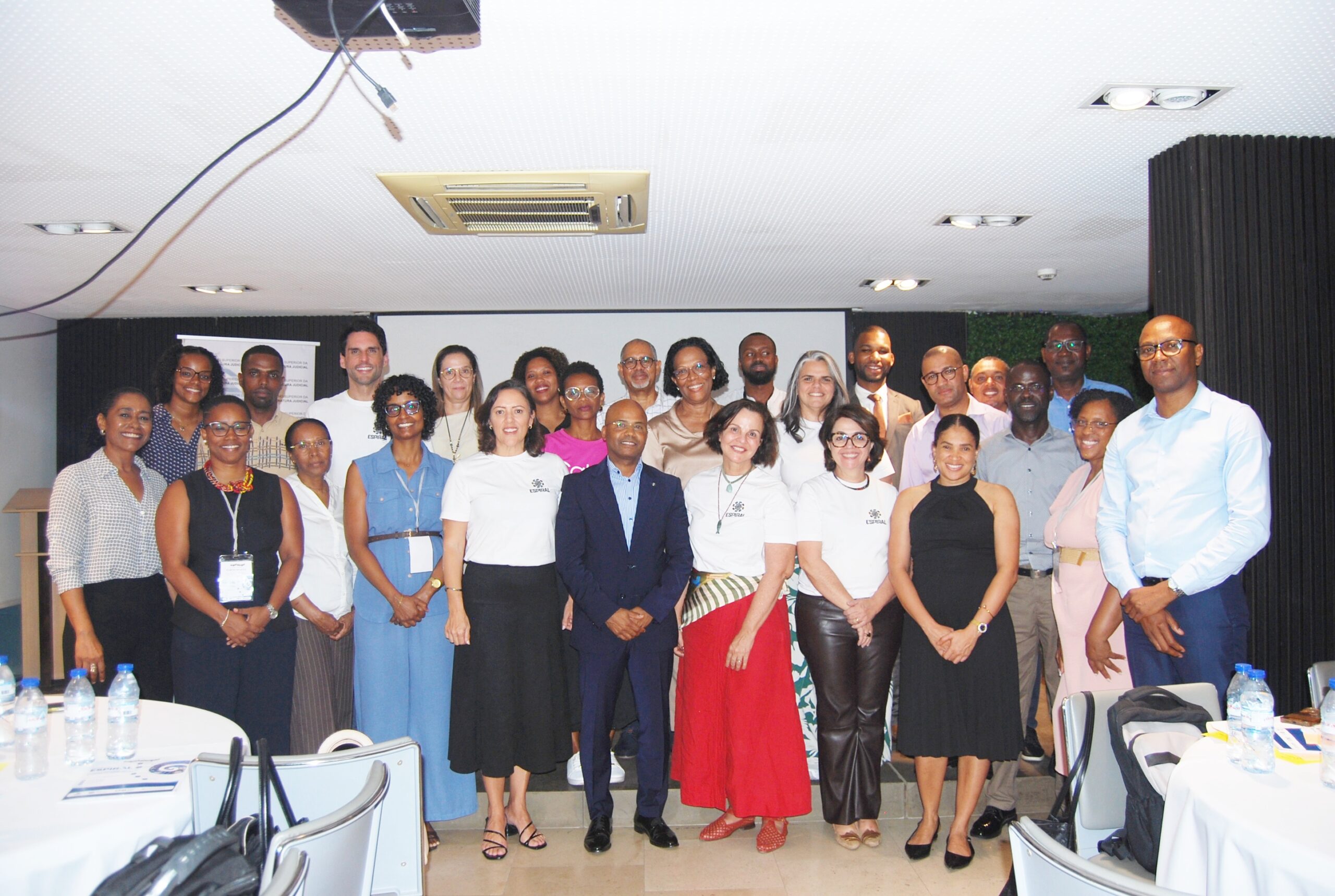 Oficina de Inovação Judicial do Projeto ESPIRAL encerra com quatro protótipos para impulsionar a modernização da Justiça em Cabo Verde